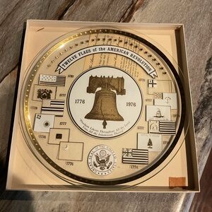 Bicentennial 1776-1976 Twelve Flags Of The American Revolution Plate 10 1/2"